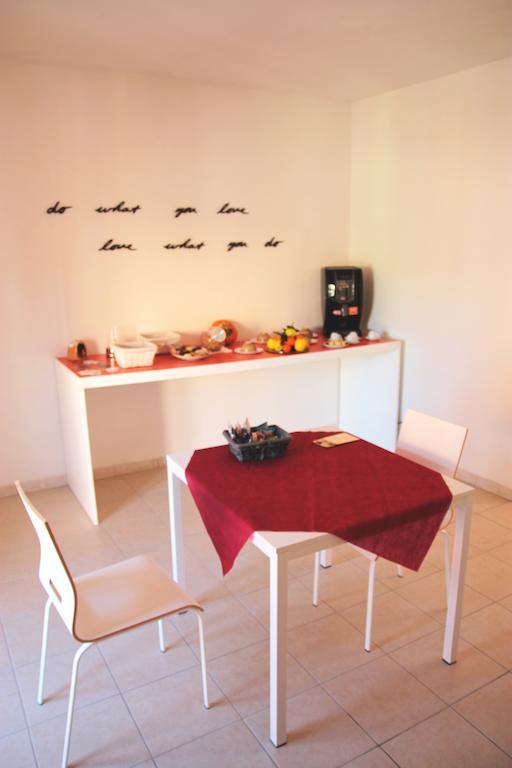 La Postale Bed & Breakfast ซานซัลโว ภายนอก รูปภาพ